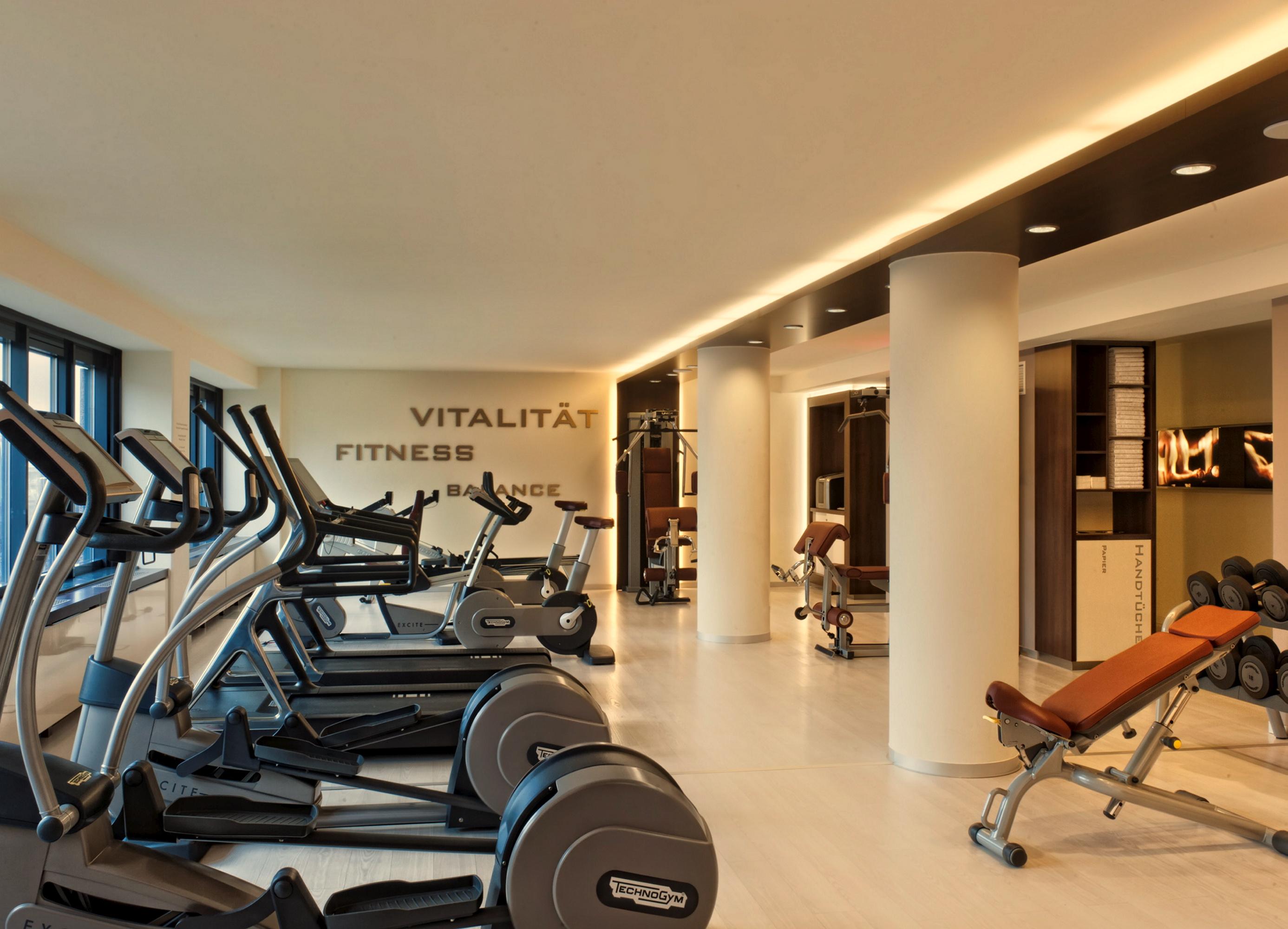 Estrel Berlin Hotel Bagian luar foto